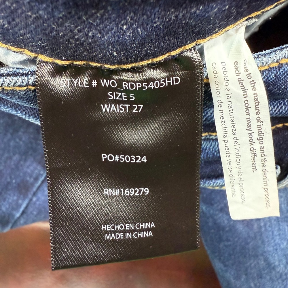 Wild Oak Boutique x Risen Jeans High Rise Distressed Fringe Hem Flare Size 5/27 - Picture 5 of 11